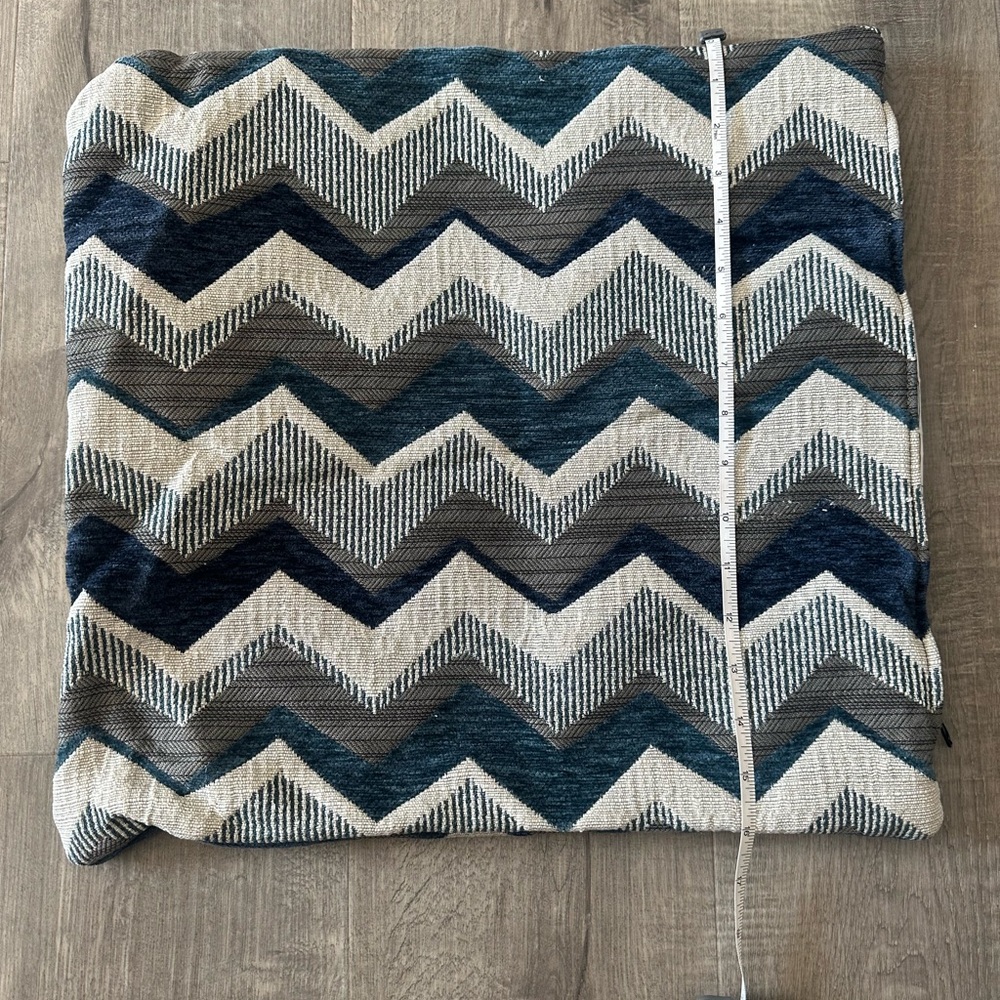 Chevron Patterned Pillow Covers - Picture 4 of 4